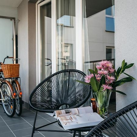 Garden Apartments - Loftaffair Краков Экстерьер фото