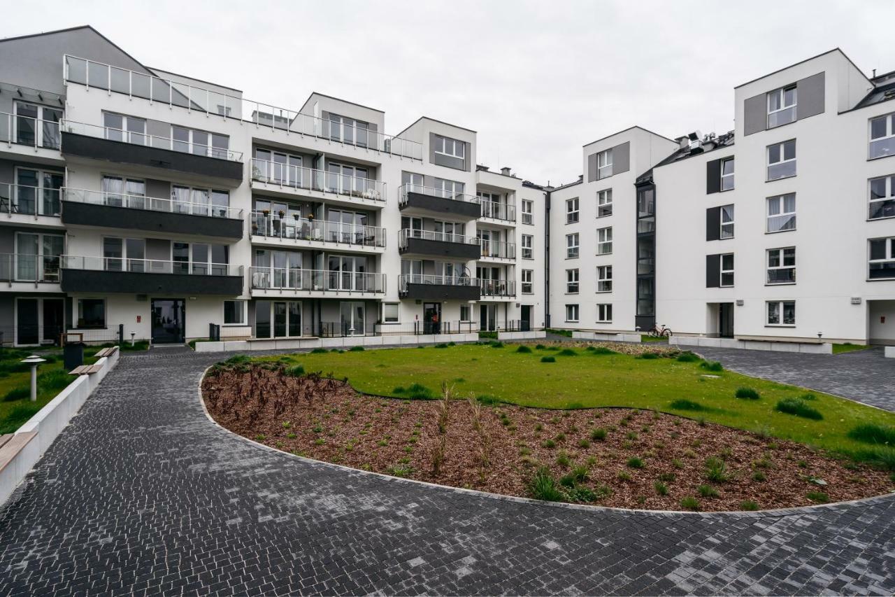 Garden Apartments - Loftaffair Краков Экстерьер фото