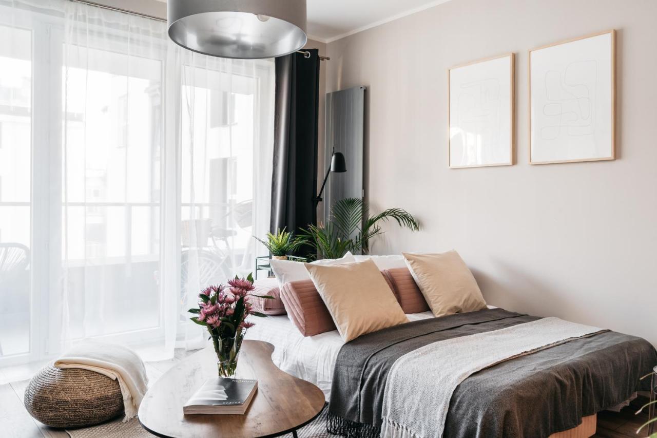Garden Apartments - Loftaffair Краков Экстерьер фото